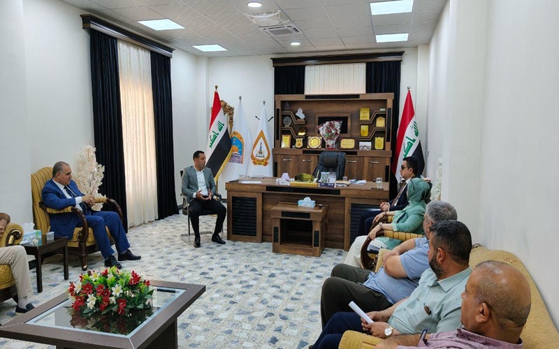 زيارة السيد عميد كلية الإعلام والسيد مدير قسم الموارد البشرية في رئاسة الجامعة إلى كلية التربية الاساسية